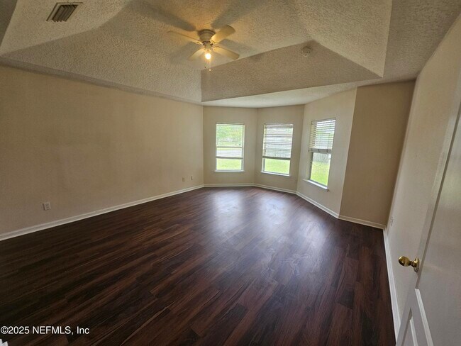 Building Photo - 11212 Belmont Oaks Dr