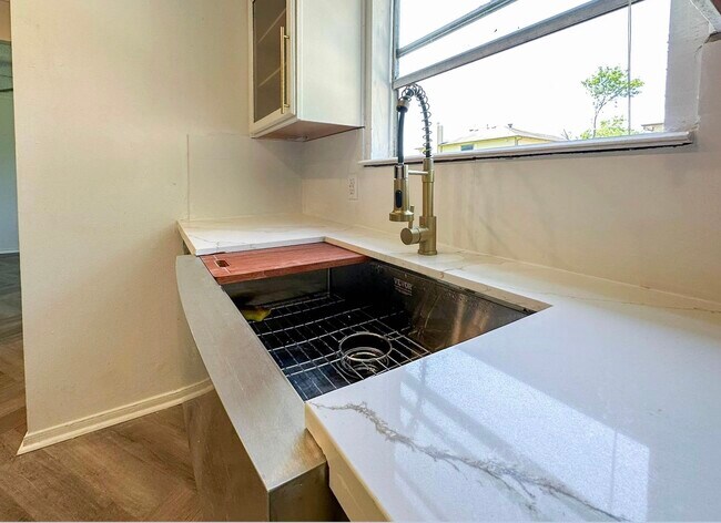 Building Photo - 13714 Firerock Dr