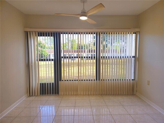 Building Photo - 1285 Mission Hills Blvd