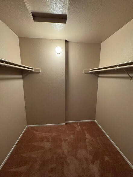 Building Photo - 1212 Jamie Loop