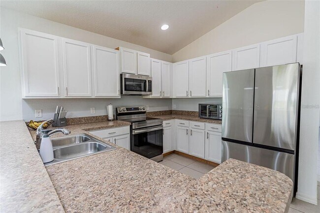 Building Photo - 283 Williamson Dr