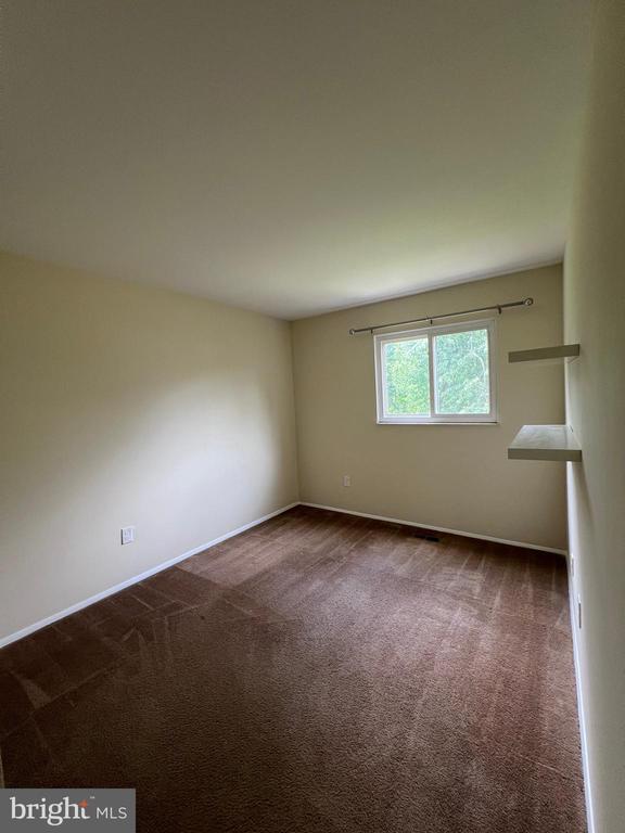 Building Photo - 40 Bon Oak Ct
