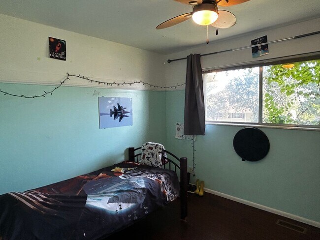 Building Photo - Price Reduced! Beautiful Home For Rent In ...
