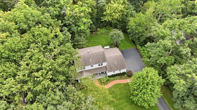 Building Photo - 6807 Rhode Island Trail