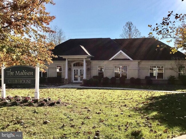 Building Photo - 118 Masterson Ct