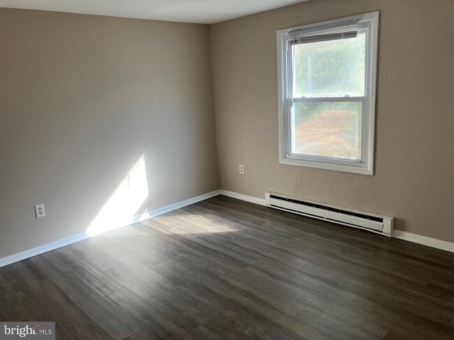 Building Photo - 703 Brynwood Bogs Dr