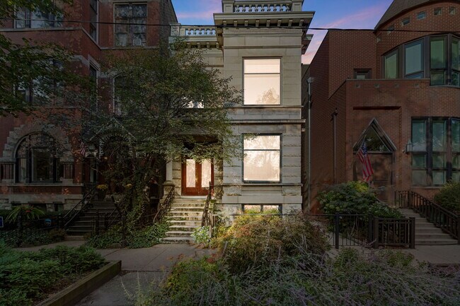 Building Photo - 2038 N Seminary Ave