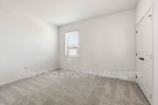 Building Photo - 211 Ballo Dr