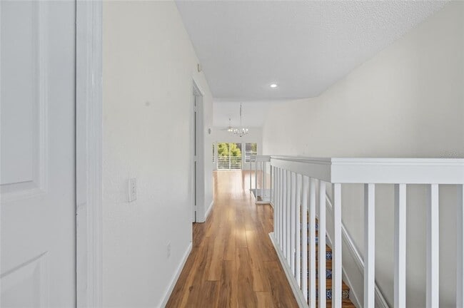 Building Photo - 6029 Lake Pointe Dr