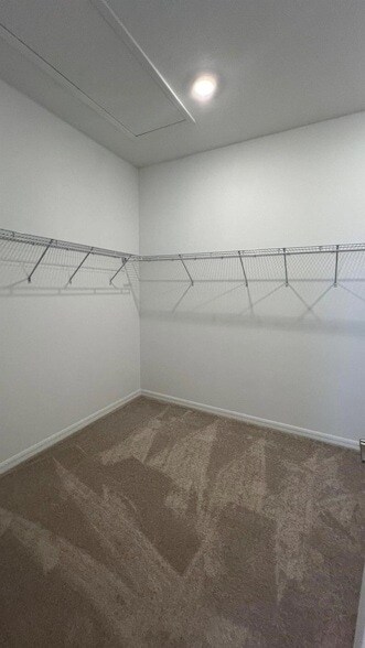 Building Photo - 584 Ranch Oak Cir
