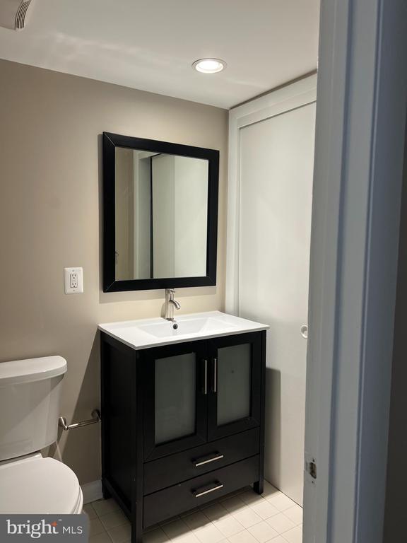 Building Photo - 11623 Vantage Hill Rd