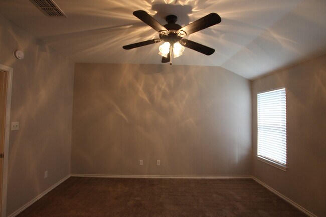 Building Photo - 16986 Loring Ln