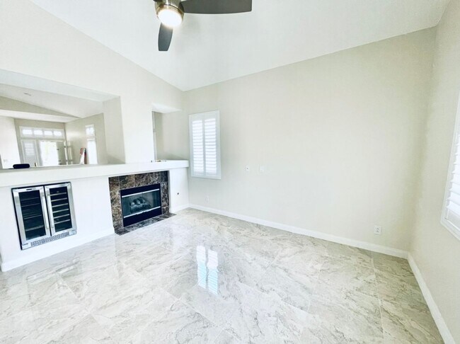 Building Photo - Single-story 4 Bed nestled in the desirable Green Valley Ranch!  3 Car Garage!