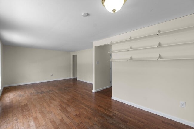 Building Photo - 10289 Daystar Ct