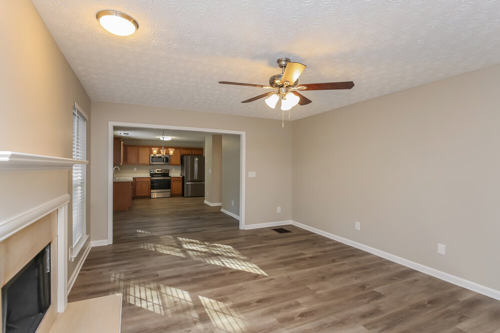 Building Photo - 557 Michael Cir