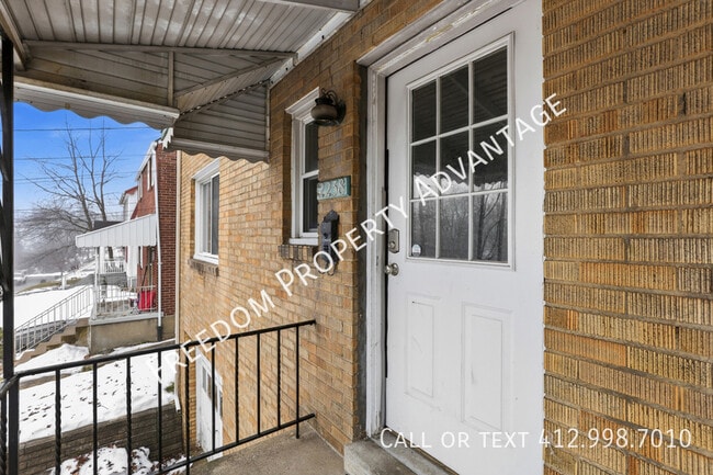 Building Photo - 2238 Lutz St