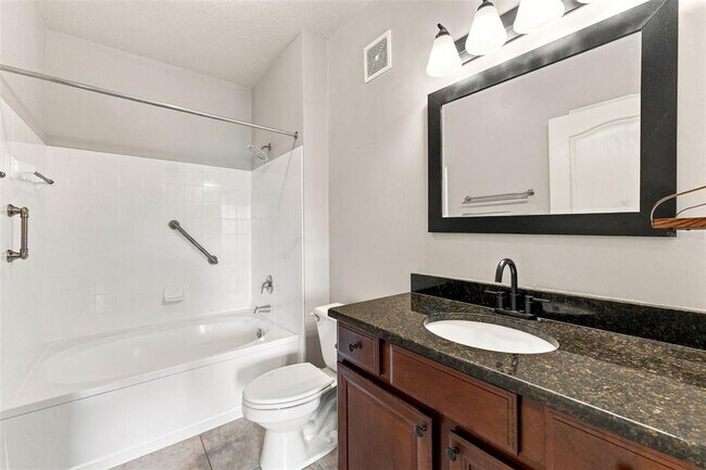 Building Photo - 10436 Villa View Cir