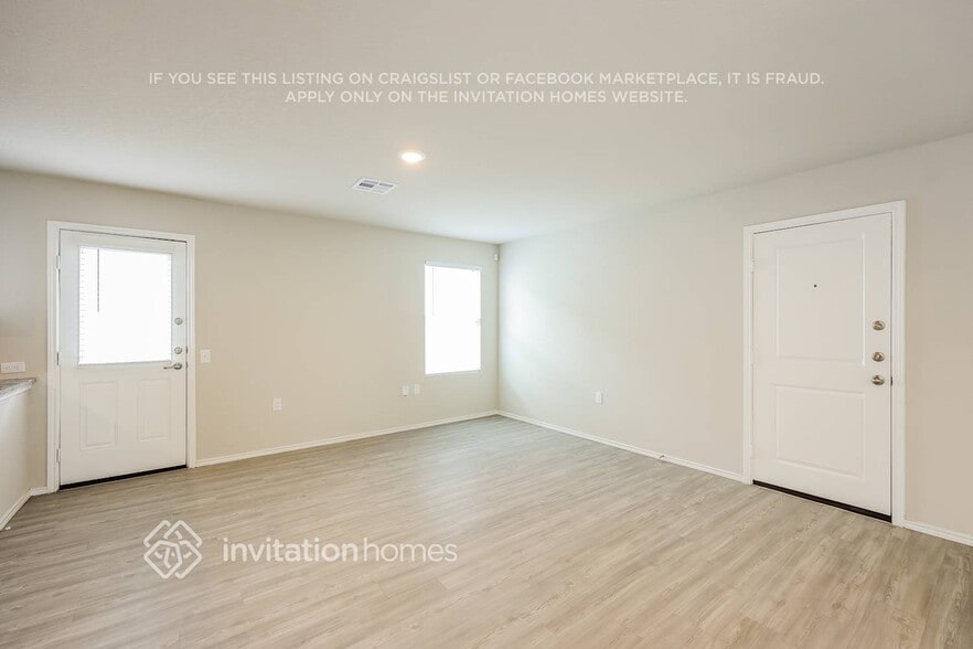 Building Photo - 13435 Ashworth Blvd