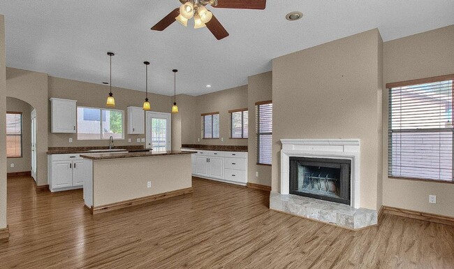 Building Photo - 3110 W Baylor Ln