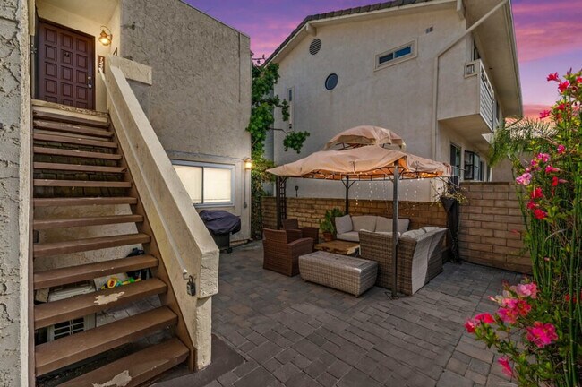 Building Photo - 1240 Grand Ave