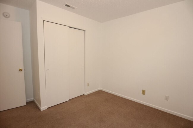 Building Photo - 7937 Cork Bend Ln