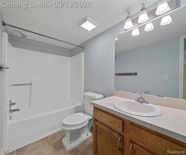 Building Photo - 101 Fieldcrest St