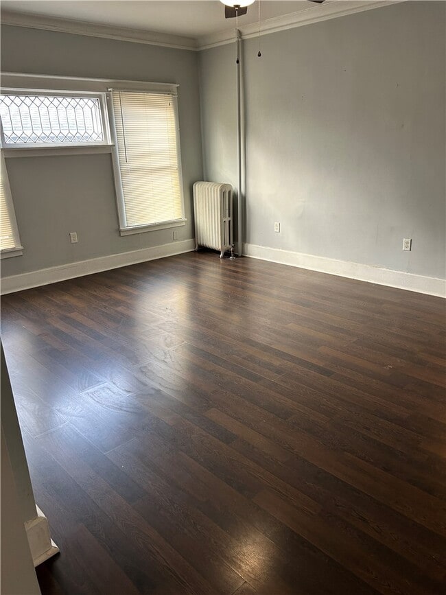 Building Photo - 426 W Clinton St