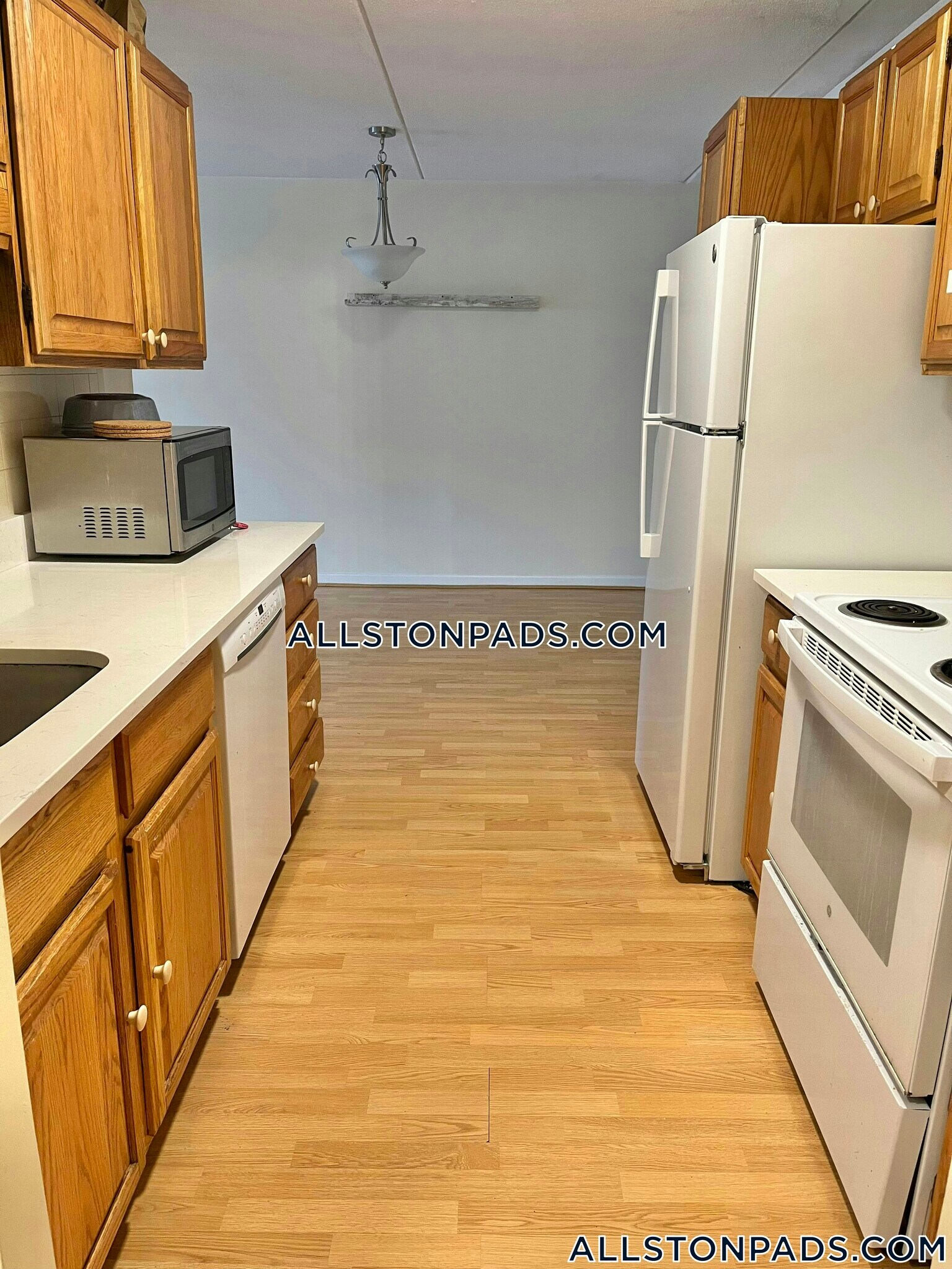 Building Photo - 80 Gardner St