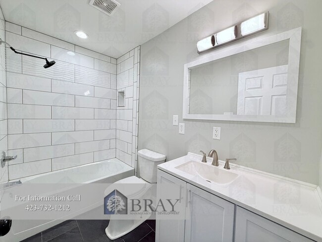 Building Photo - Modern 2-Bedroom Home with Screened Porch ...