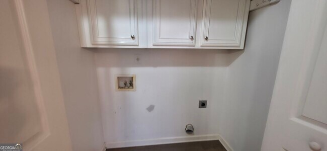 Building Photo - 3813 N Bogan Rd