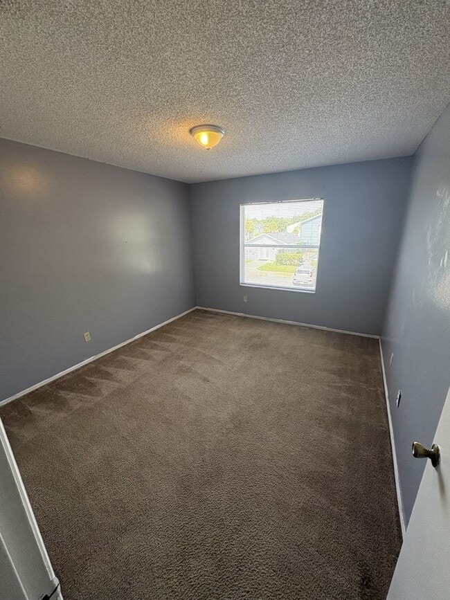 Building Photo - 4261 Pershing Pointe Pl