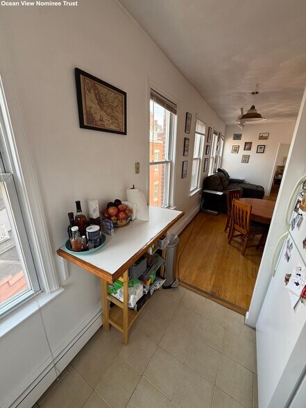 Building Photo - 25 Hanover Ave