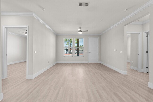 Building Photo - 540 Hobbs Rd