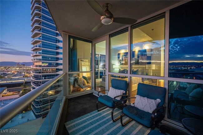 Building Photo - 4525 Dean Martin Dr