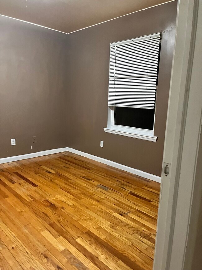 Building Photo - 318 Magnolia Ave