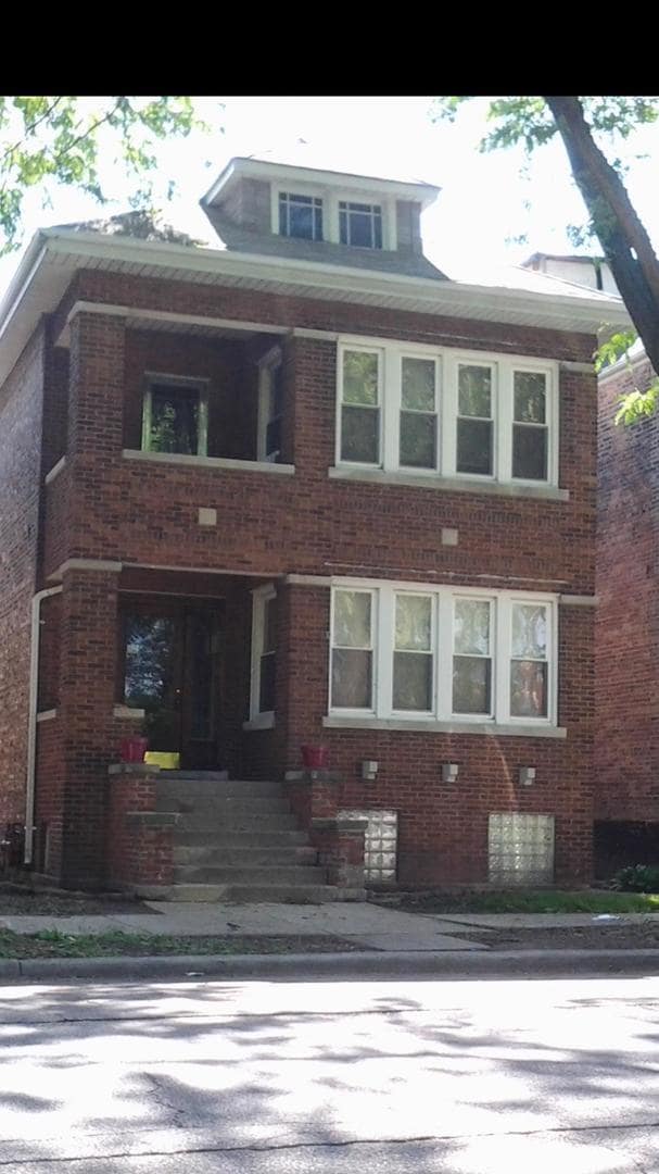 Primary Photo - 3827 S Damen Ave