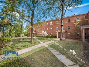 Building Photo - 1963 Broad - Lechner