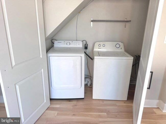 Building Photo - 1501 S 12th St