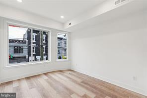 Building Photo - 601 N 34th St
