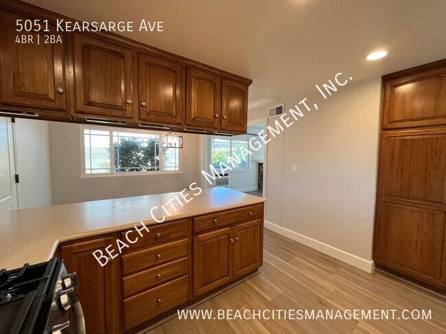 Building Photo - 5051 Kearsarge Ave