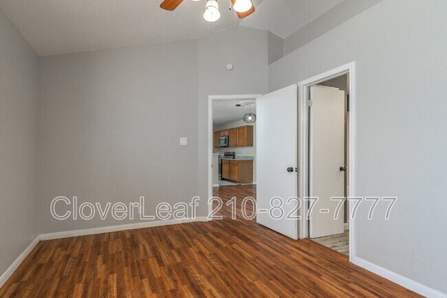 Building Photo - 3207 Stoney Square