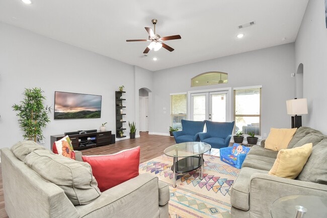 Building Photo - 5534 Lady Lyle Wy