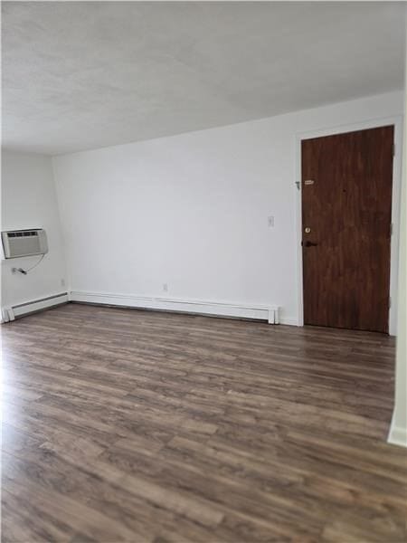 Building Photo - 172 Summer St