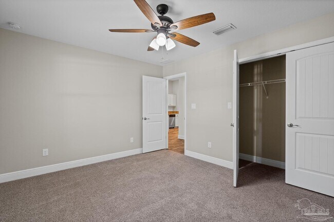 Building Photo - 5810 Red Cedar St