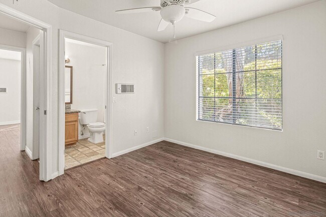 Building Photo - 3877 Pell Pl