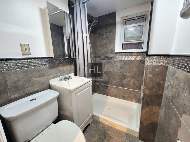 Building Photo - WASHINGTON AVENUE