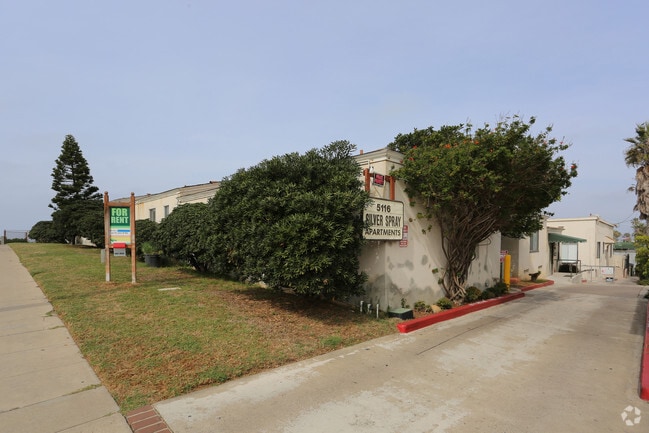 Building Photo - Silver Spray Apartments