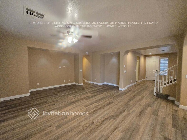 Building Photo - 4331 Oasis Plains Ave