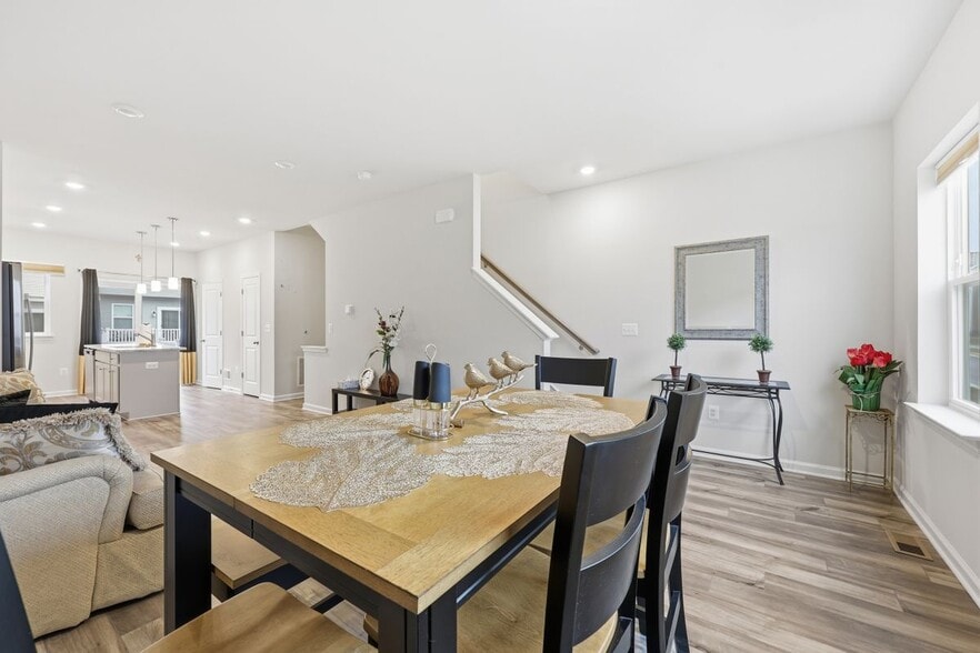 Building Photo - 336 Mineral Springs Rd