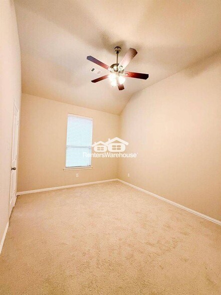 Building Photo - 10810 Kennowy Ct